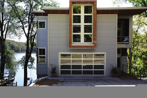 Automatic Garage Door Opener: Convenience at the Push of a Button
