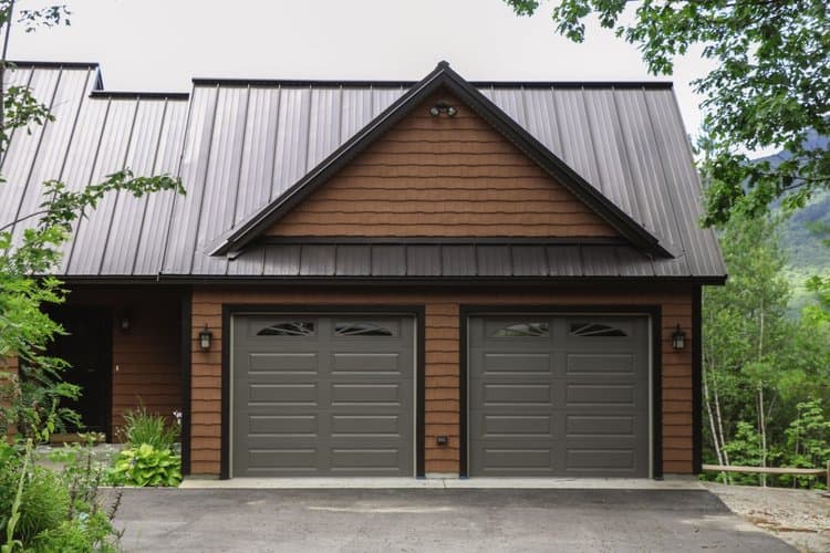 What is a Garage Door Roller? Overhead Door Company of Bellingham